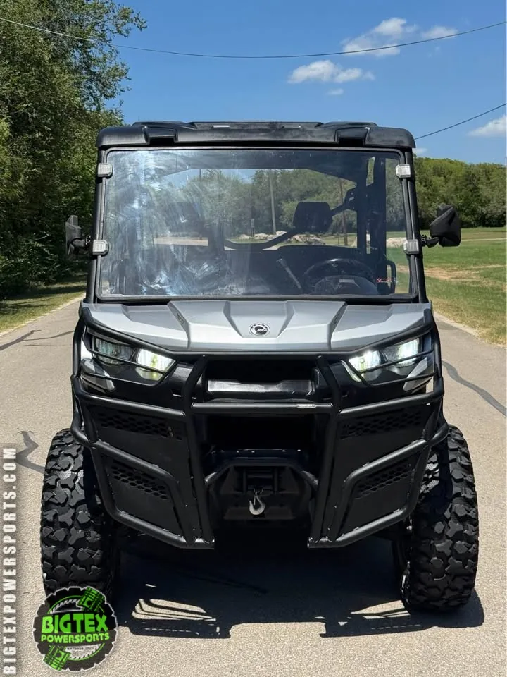 2019 Can-Am Defender HD10