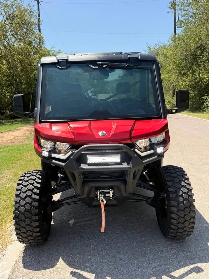 2025 Can-Am Defender 6x6 HD10 Limited — photo 6