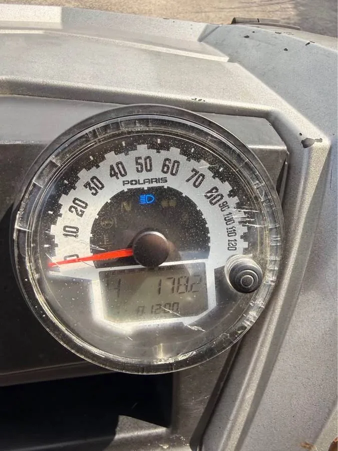 2011 Polaris Ranger Crew 800 EFI — photo 6