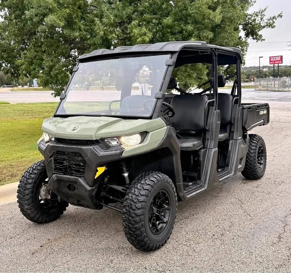 2021 Can-Am Defender Max HD8