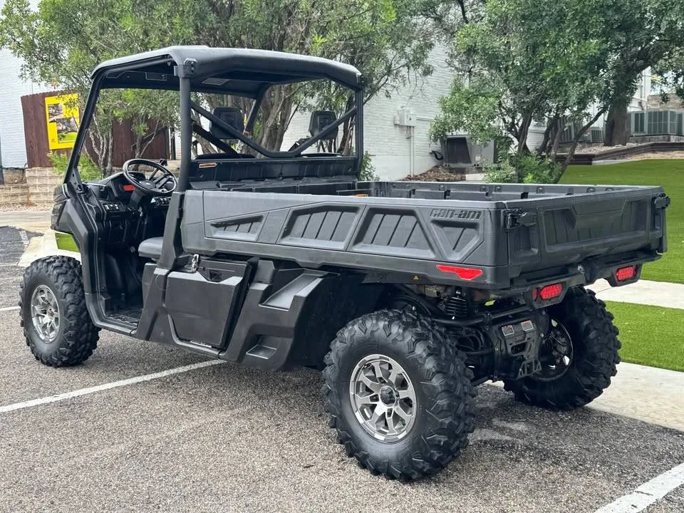 2020 Can-Am Defender HD10 Long Bed — photo 5