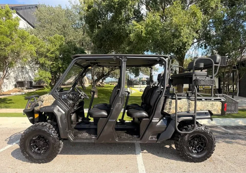 2021 Can-Am Defender HD10 Max — photo 3