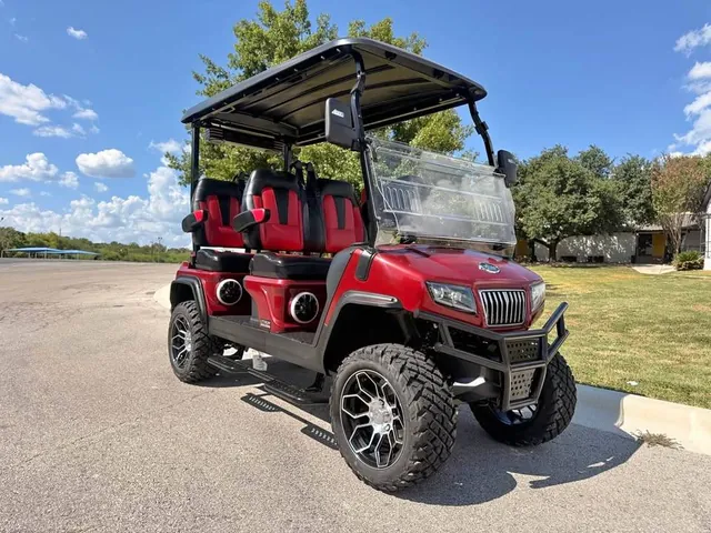 2027 Evolution D5 Maverick 4 Plus