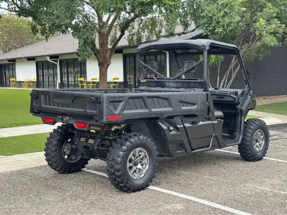 2020 Can-Am Defender HD10 Long Bed — photo 3