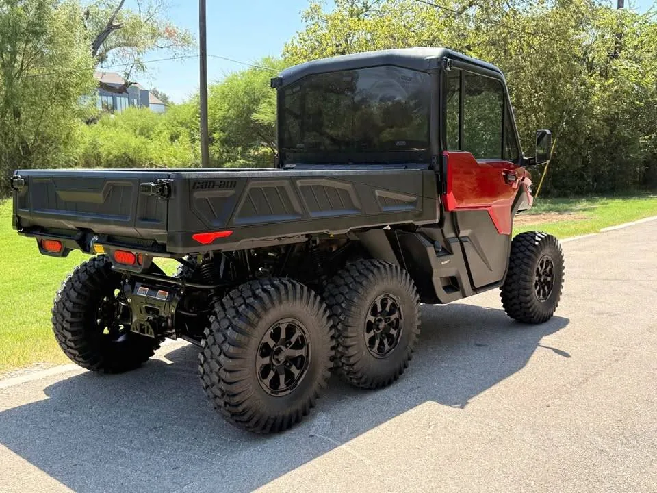 2025 Can-Am Defender 6x6 HD10 Limited — photo 8