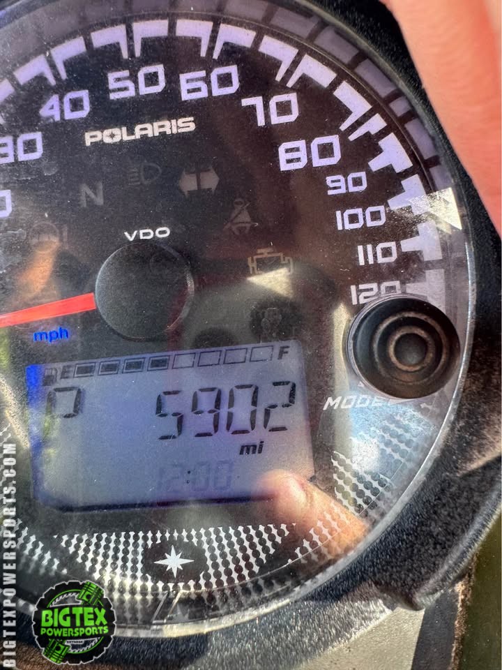 566218632_1984212309008615_5864626554116337501_n